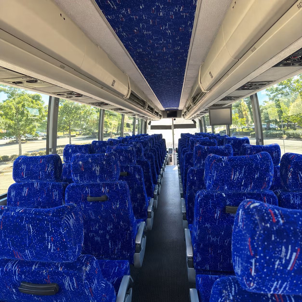 charter bus shuttle service between lauderhill and fort lauderdale hollywood international airport fll