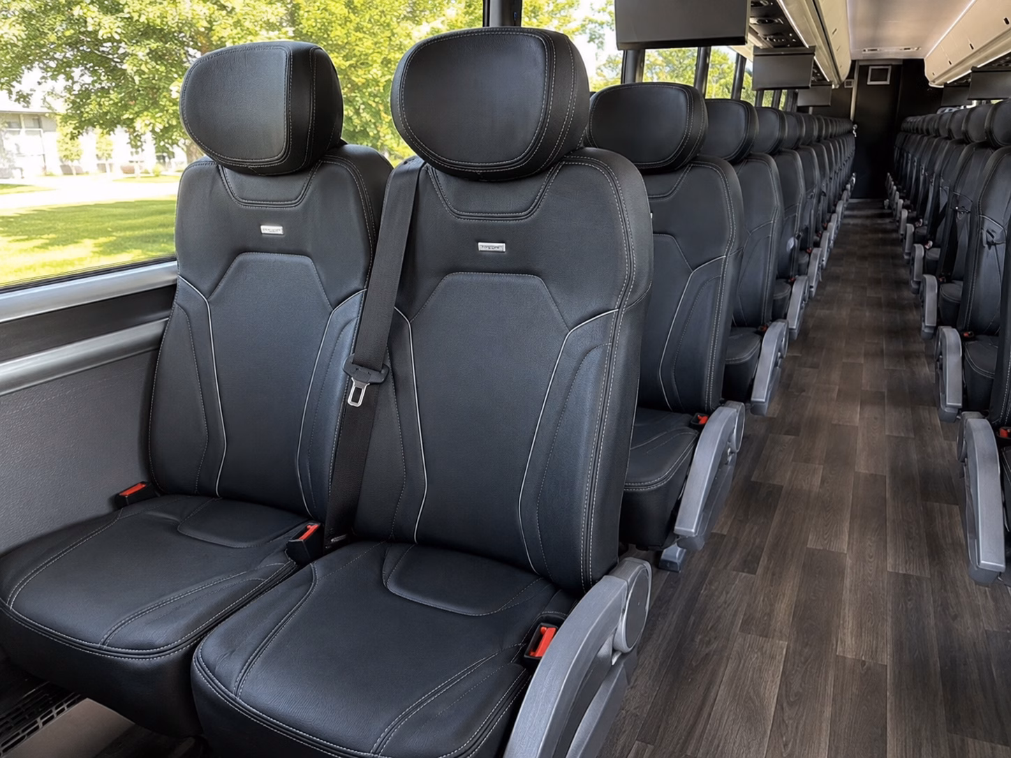 charter buses to amerant bank arena for florida panthers games