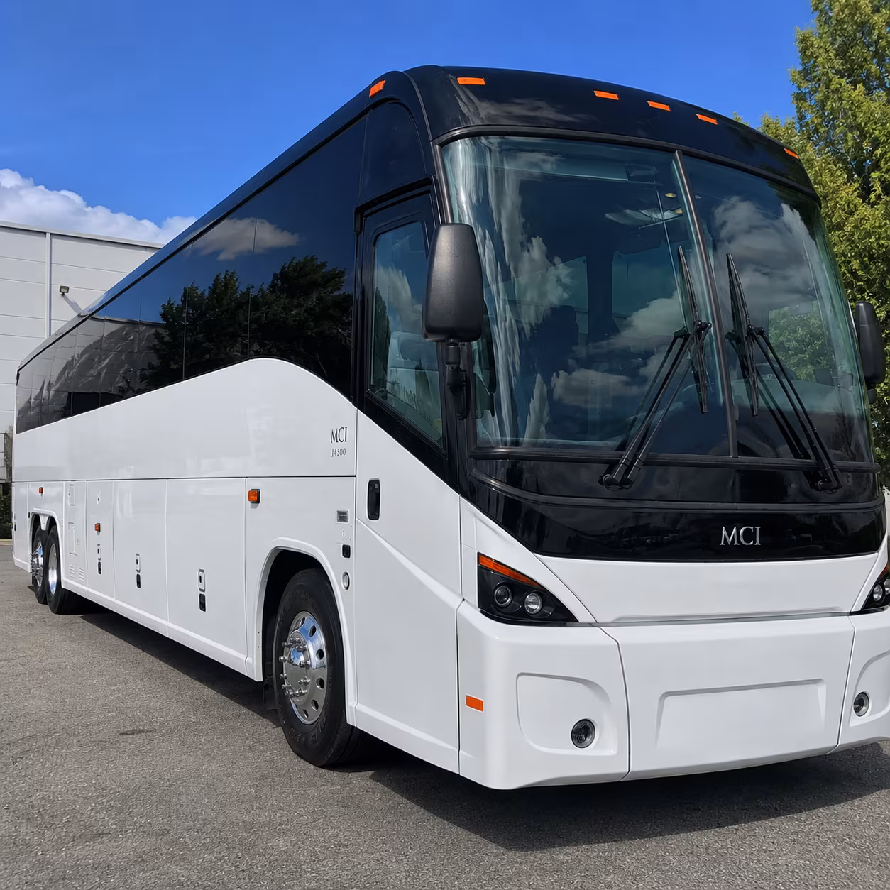 corporate and group airport transfers across the broward county corridor