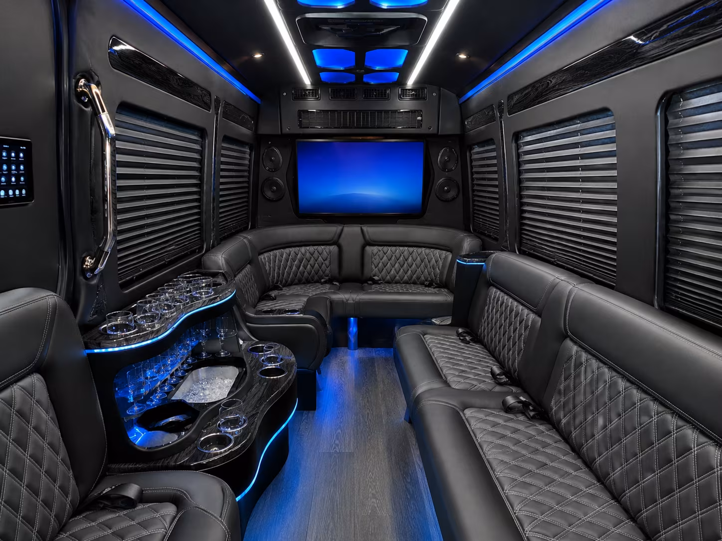 lauderhill prom bus rentals available across the full broward county area
